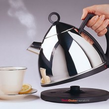 Как быстро очистить чайник от накипи