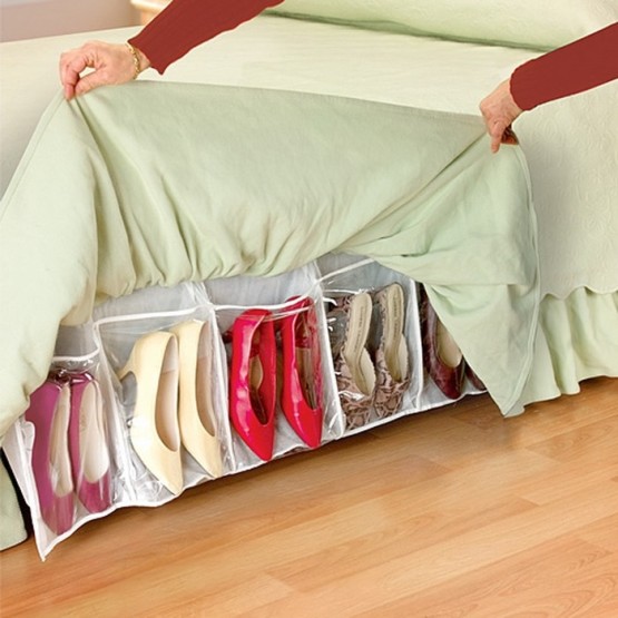 Хранение обуви в спальне под кроватью